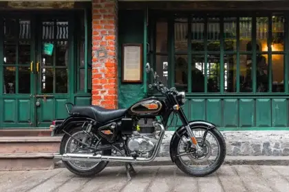 Royal Enfield Bullet 350: जानिए कीमत, दमदार फीचर्स और माइलेज