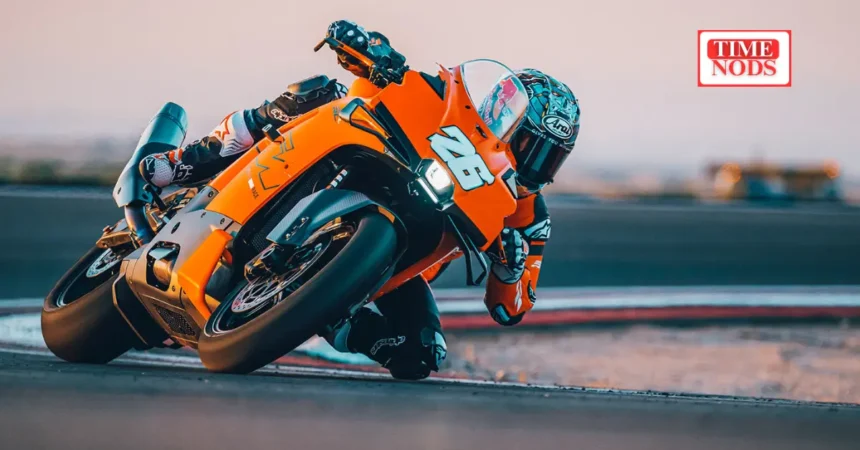 KTM 990 RC R लॉन्च: अब तक की सबसे पावरफुल स्पोर्ट्स बाइक देखकर दिल थाम लेंगे बाइक लवर्स।