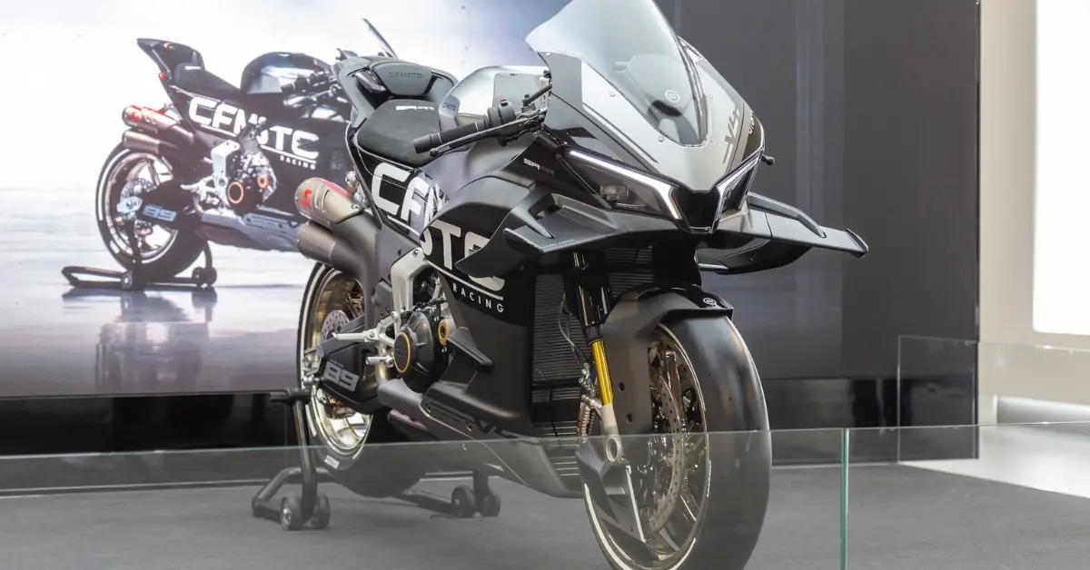CFMoto V4 SR-RR SuperBike 2026